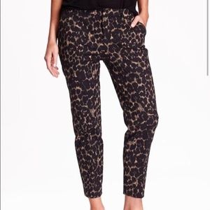 Old Navy Harper Leopard Print Pants